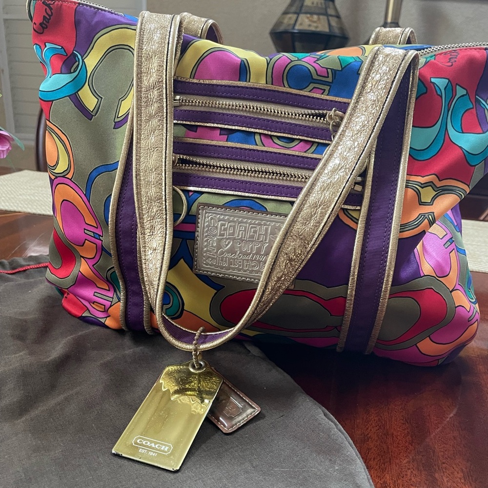 Coach handbag Poppy Collection with dust bag